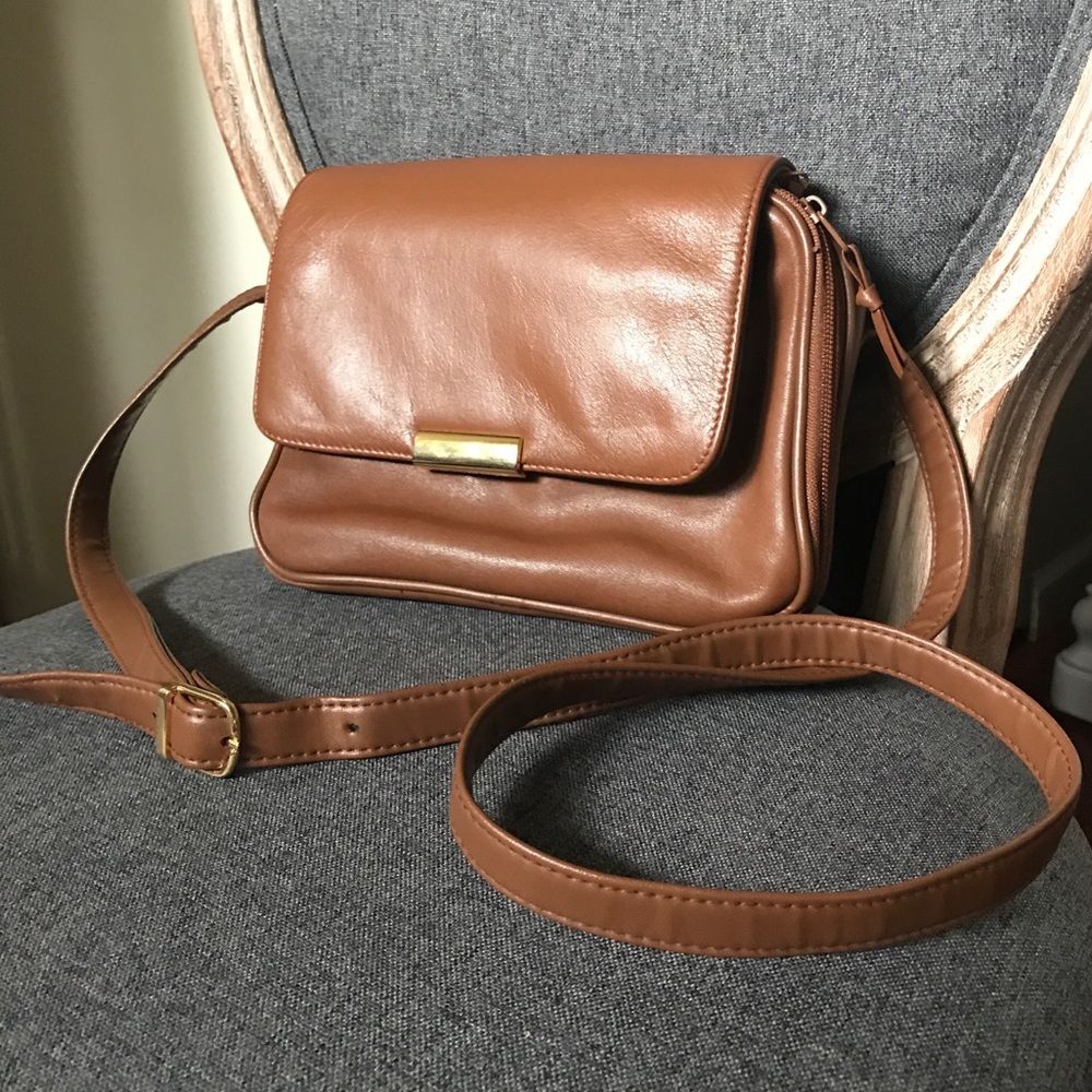 BROWN CROSSBODY PURSE